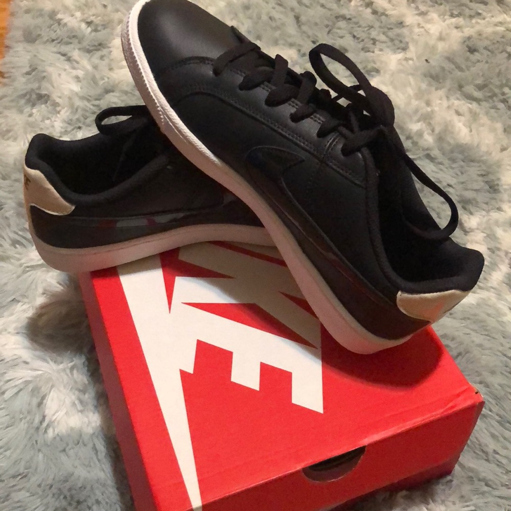 Nike shoe